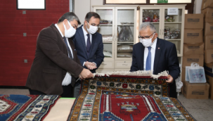 Memduh Büyükkılıç, dijital ticaret projesi e-38'in ürünlerini inceledi