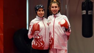 Milli kick boksçular Hayriye ve Kumsal, Dünya Şampiyonası'na hazırlanıyor