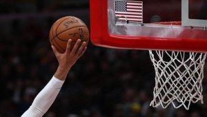 NBA şampiyonu Bucks sezonu galibiyetle açtı