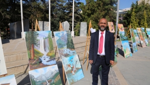 Ressam İmamın sergisi Cami ve Din görevlileri haftasına renk kattı