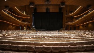 Taksim'deki Atatürk Kültür Merkezi 29 Ekim'deki açılışa hazırlanıyor 