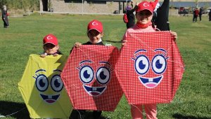 Talas'tan özel çocuklara uçurtma etkinliği