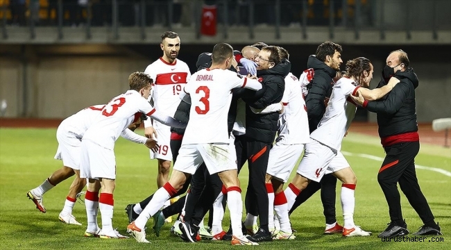 Türkiye 3 puana 90+9'da uzandı
