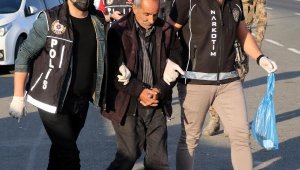 Uyuşturucu kuryesi tutuklandı