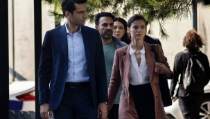 Yargı dizisindeki üniversite hocası (öğretmen) Yargı Ozan kimdir? Yargı dizisinde Ozan katil mi? Özay Özgüler kaç yaşında, evli mi?