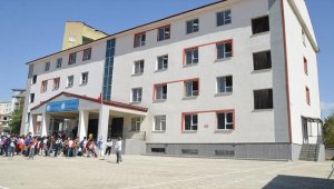 Yüksekova'da terör örgütü yandaşlarınca yakılan dersliklerin yerine daha fazlası yapıldı