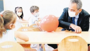 18 milyon öğrenci ders başı yaptı