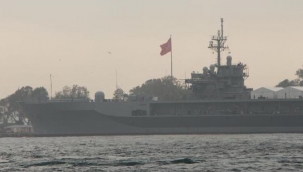ABD savaş gemisi Sarayburnu Limanı'nda