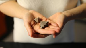 Aççana Höyük'te Hitit prensine ait 3 bin 250 yıllık mühür baskısı bulundu