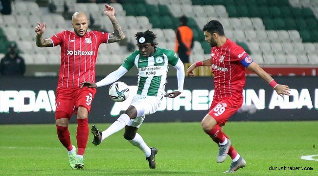 Antalyaspor 3 puanı 90+5'te aldı