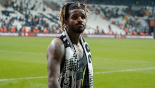 Beşiktaş'ta Valentin Rosier, taraftarlardan özür diledi!