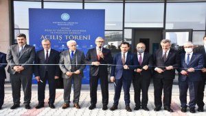 Cumhurbaşkanlığı Savunma Sanayii Başkanı İsmail Demir Konya'da öğrencilerle buluştu: