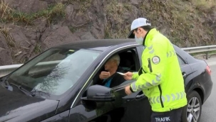 Emniyet şeridinde yakalandı 'her gün kullanıyorum' dedi