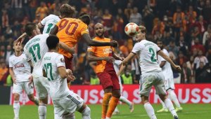 Galatasaray Lokomotiv Moskova maçında kural hatası yapıldığı gerekçesiyle UEFA'ya başvurdu