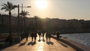 Hava sıcaklıkları kuzey ve iç bölgelerde cuma günü mevsim normallerine yükselecek