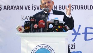 İşveren ile iş arayanı buluşturacak Kariyer Merkezi açıldı