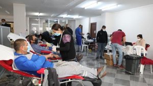 KASKİ personelinden kan bağışı kampanyasına destek