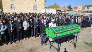 Kazada hayatını kaybeden belediye meclis üyesi toprağa verildi