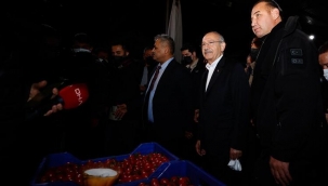 Kılıçdaroğlu, Antalya'da hal esnafını ziyaret etti