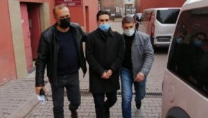 Komşusunu öldüren öğretmen için savcı müebbet hapis istedi