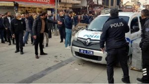 Kuyumcuyu, dükkanında göğsünden bıçakladı