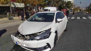 Malatya'da otomobiller kafa kafaya çarpıştı; 4 yaralı