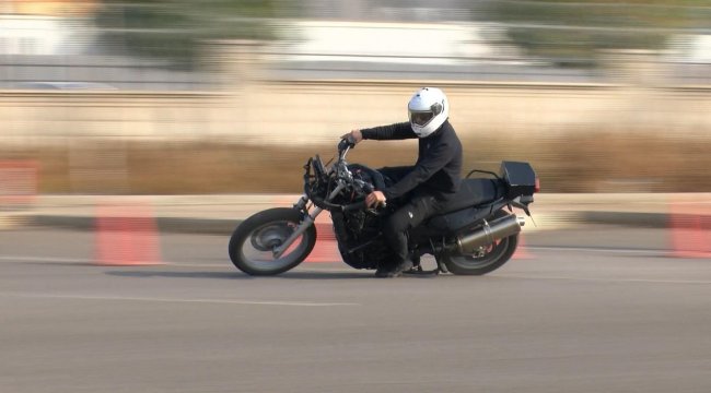 Motosikletli Yunus polislerinin zorlu eğitimini DHA görüntüledi