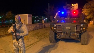 Muş'ta 'huzur' uygulaması! Metruk binalar arandı, araçlar denetlendi