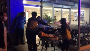 Zonguldak'ta motosiklet yayaya çarptı: 2 yaralı