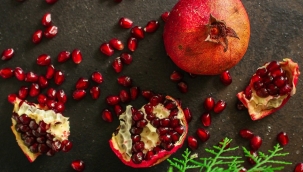 21 Aralık en uzun gecede nar kırmak, bolluk ve bereket getiriyor