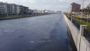 Afyonkarahisar'da dere dondu 