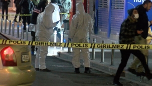 AK Parti ilçe başkanlığı önüne bırakılan kutudan patlayıcı çıktı