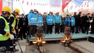 Bakanlar Karaismailoğlu ve Akar, tramvay hattı ilk ray kaynak törenine katıldı