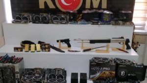 Bitcoin üretimi yapanlara polis baskını: 6 gözaltı