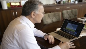 Cumhurbaşkanlığı YİK Üyesi Şahin, AA'nın "Yılın Fotoğrafları" oylamasına katıldı