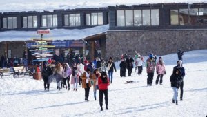 Erciyes'te kayak sezonu açıldı