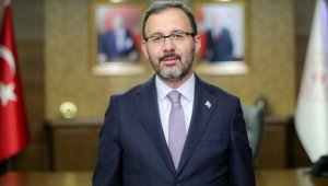 Gençlik ve Spor Bakanı Kasapoğlu'ndan milli tekvandoculara tebrik