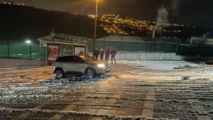 İstanbul'da kar yağışı bazı bölgelerde etkili oldu 