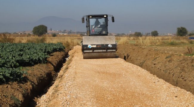İzmir Menderes'te yeni üretici yolları