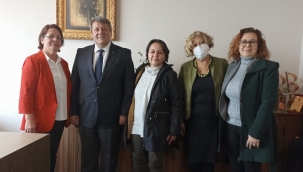 Kadın muhtarlardan Manisa Büyükşehir'e teşekkür ziyareti 