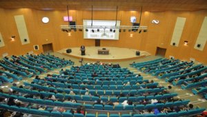 KAEÜ'de "Varlığı tanımada bilginin adaleti" söyleşisi