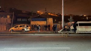 Kayseri'de hafif ticari araç ile minibüsün çarpışması sonucu 7 kişi yaralandı