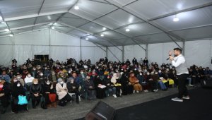 Kayseri'de şair ve yazarlar kitap fuarında okurlarıyla buluştu 