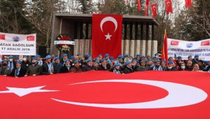 Kayseri'deki terör saldırısında şehit olan 15 asker anıldı