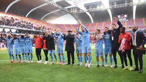 Kayserispor, Beşiktaş maçı öncesi moral buldu