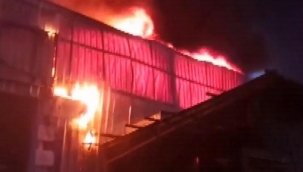 Kocaeli'de fabrikada korkutan yangın!