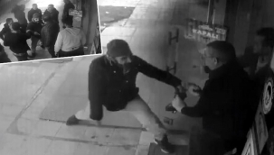 Korku dolu anlar... 'İstediğin ilaç yok' diyen eczacıya bıçak çekti