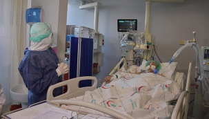 Koronavirüs salgınında günlük vaka sayısı 20 bin 874 oldu