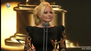 Müge Anlı gözyaşlarına hakim olamadı! Müge Anlı kimdir, kaç yaşında?