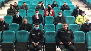 Nallıhan'da polis ve bekçilere halk ilişkiler ile iletişim semineri verildi